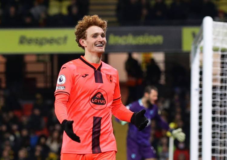 德天空:沃尔夫斯堡与诺维奇前锋萨尔根特达成口头协议