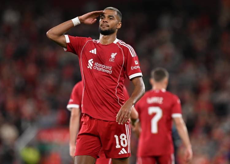 加克波:斯洛特的细节把控令人惊叹,欧冠和世界杯是未来奋斗目标