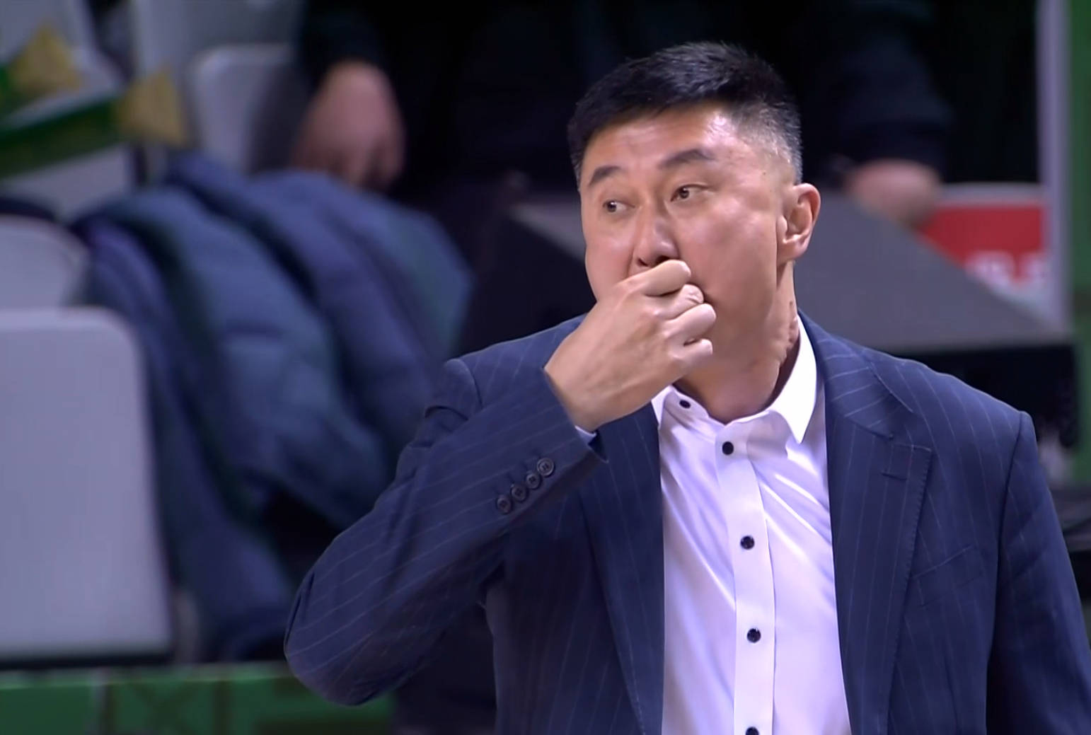 朱芳雨摊牌了!CBA强力内线恐无缘加盟广东队,杜锋拒绝多换一?