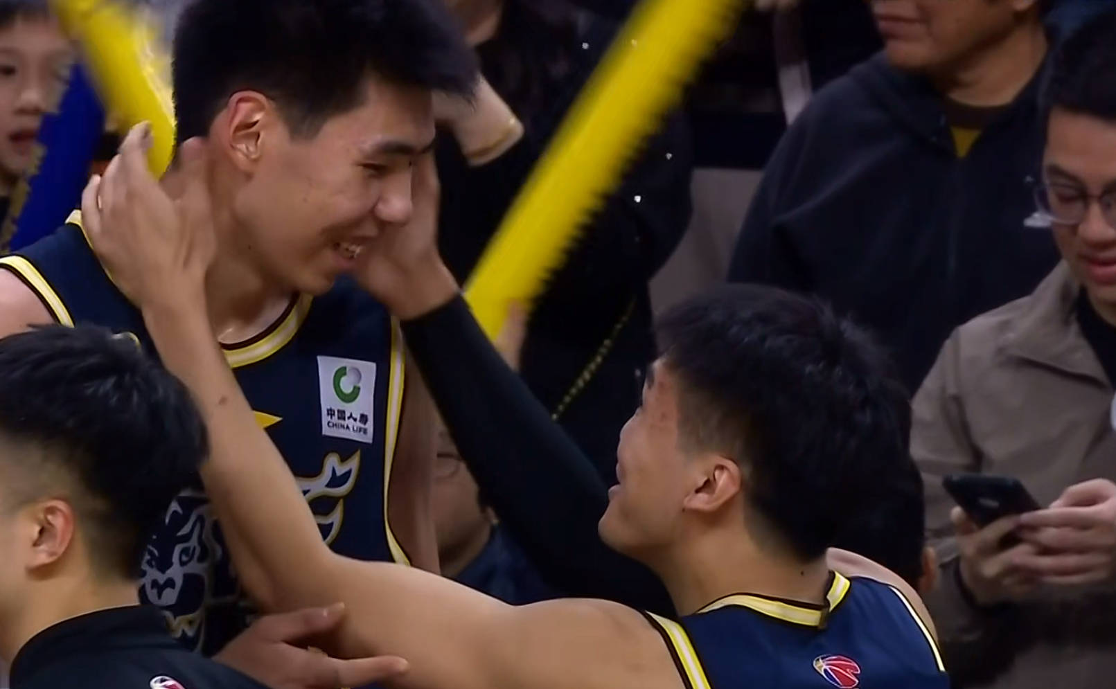 朱芳雨摊牌了!CBA强力内线恐无缘加盟广东队,杜锋拒绝多换一?